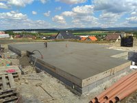 RD Rychnov nad Kněžnou - dřevostavba Haas Fertigbau - základová deska + kompletní př.